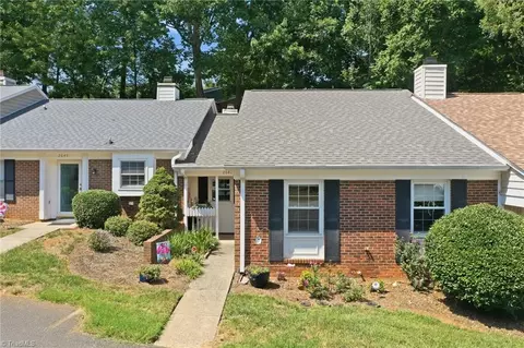 2642 Cottage Pl, Greensboro, NC 27455