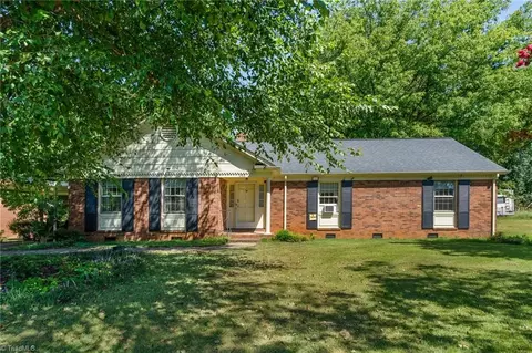 233 Maxwell Dr, Lexington, NC 27295