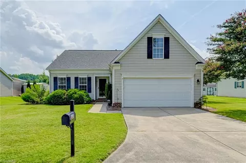 5130 Queensway Rd, Winston Salem, NC 27127