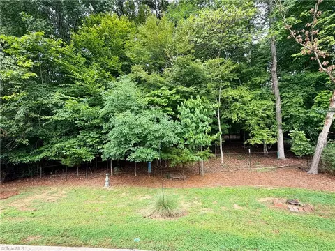 Exterior - 313 Quarterpath Ln, Jamestown, NC 27282 photo 5 of 7