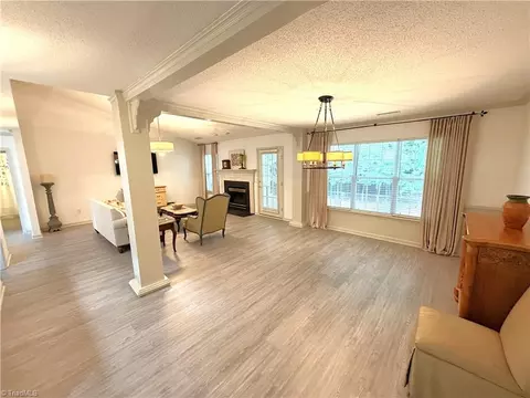Living - 313 Quarterpath Ln, Jamestown, NC 27282 photo 4 of 4