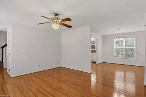 Living - 3338 Timberwolf Ave, High Point, NC 27265 photo 4 of 6