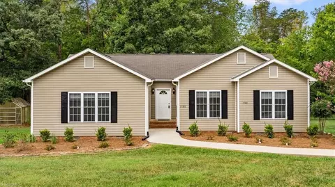 1180 Oak Level Church Rd, Stokesdale, NC 27357
