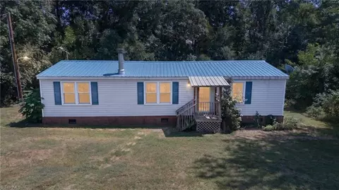 4002 N Us Highway 29, Greensboro, NC 27405