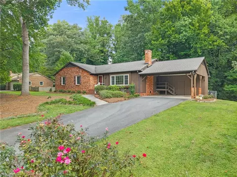 4399 W Bridalcreek, Winston Salem, NC 27106