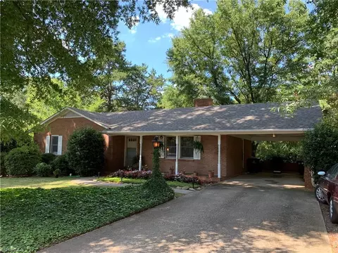2315 Frederick Dr, Winston Salem, NC 27103