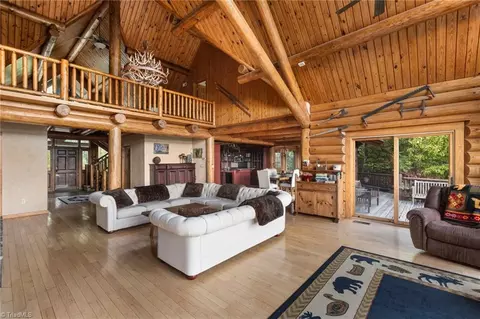 Living - 408 Echo High Rd, Franklin, NC 28734 photo 1 of 3