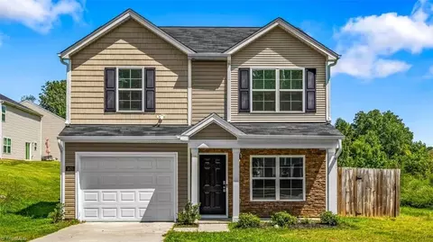 1421 Long Hope Dr, Winston Salem, NC 27127