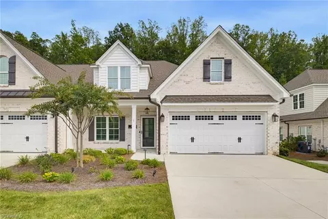 1619 Angus Ridge Dr, Kernersville, NC 27284