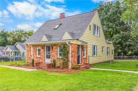 50 Avondale St, Winston Salem, NC 27127