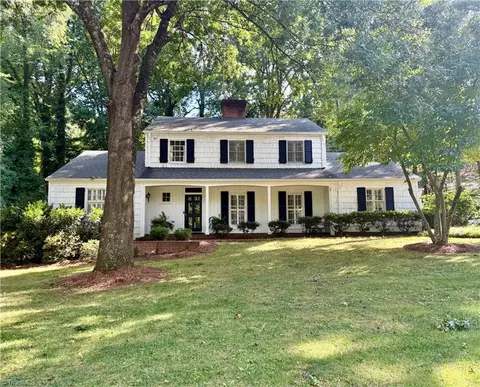 612 Peachtree St, Lexington, NC 27292