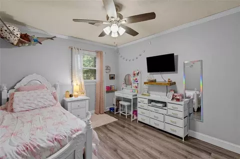 Bedroom - 7317 Farmbrook Pl, Thomasville, NC 27360 photo 3 of 8