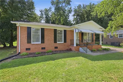 1008 Lombardy St, Greensboro, NC 27405