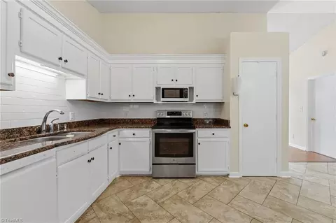 Kitchen - 808 Circle Dr, High Point, NC 27262 photo 3 of 7