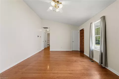 Living - 808 Circle Dr, High Point, NC 27262 photo 1 of 5