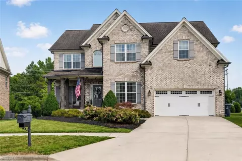 1110 Old Stone Ln, Kernersville, NC 27284