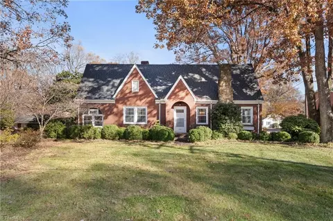 7945 Broad St, Rural Hall, NC 27045