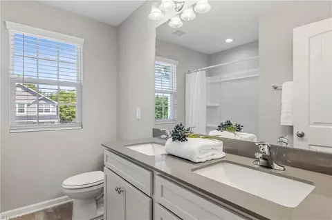 Bath - 2275 Campbell Loop, Burlington, NC 27215 photo 1 of 1