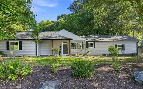 7505 Franklin Rd, Lewisville, NC 27023