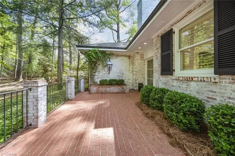 2319 Princess Ann St, Greensboro, NC 27408