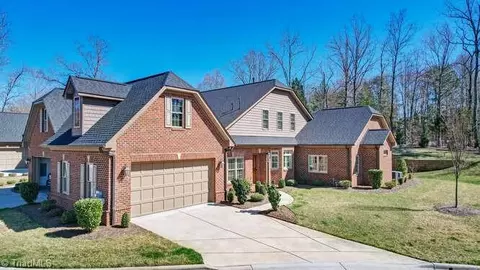 1808 A New Garden Rd, Greensboro, NC 27410