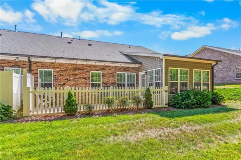 Exterior - 3707 Wheat St, High Point, NC 27265 photo 7 of 8