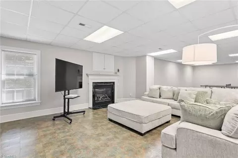 Living - 408 Deer Path, Eden, NC 27288 photo 6 of 6