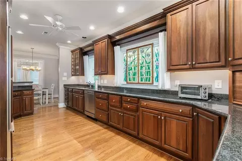 Kitchen - 408 Deer Path, Eden, NC 27288 photo 4 of 4