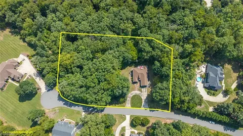 View/Area - 408 Deer Path, Eden, NC 27288 photo 3 of 6