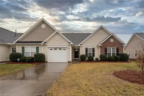 3939 Creekside Ct #3939, Winston Salem, NC 27127