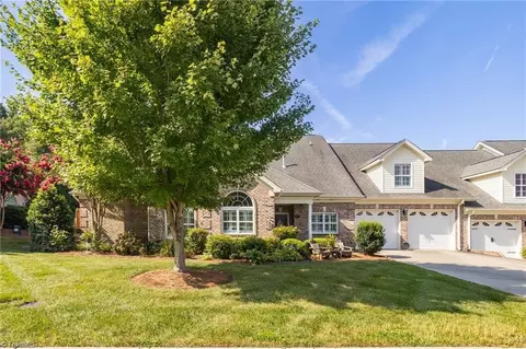 1441 Cawdor Ln, Kernersville, NC 27284