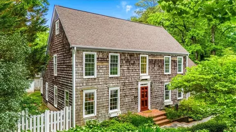 2109 Medford Ln, Greensboro, NC 27408
