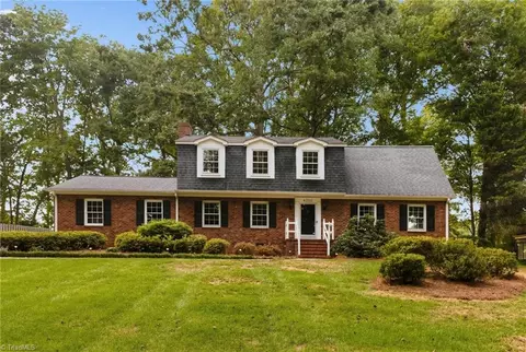 4700 Oakcliffe Rd, Greensboro, NC 27406