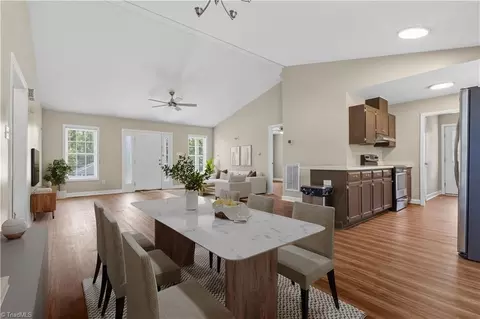109 Mccleskey Dr, Yadkinville, NC 27055