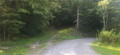 0 Lyons Rd, Roaring Gap, NC 28668 photo 2