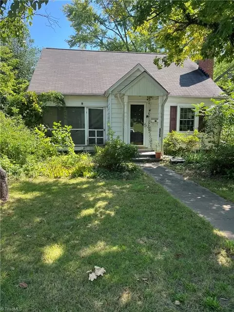 855 Madison Ave, Winston Salem, NC 27103