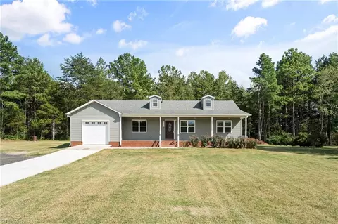 6131 Old Salisbury Rd, Linwood, NC 27299