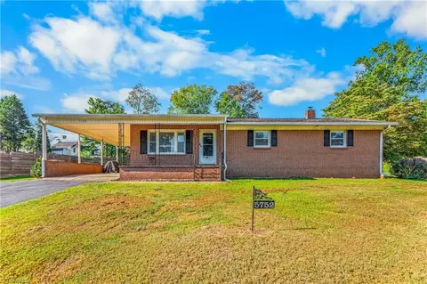 5752 Nylon Dr, Winston Salem, NC 27105