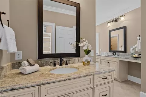 Bath - 403 Cascade Dr, High Point, NC 27265 photo 3 of 6