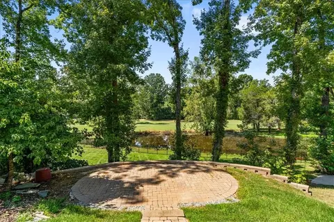 Exterior - 403 Cascade Dr, High Point, NC 27265 photo 6 of 7