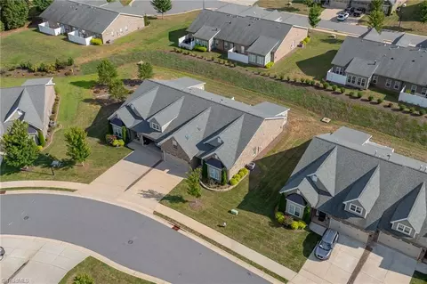 View/Area - 140 Windmill Trl, High Point, NC 27265 photo 2 of 7
