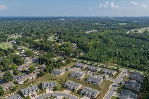 View/Area - 140 Windmill Trl, High Point, NC 27265 photo 6 of 7