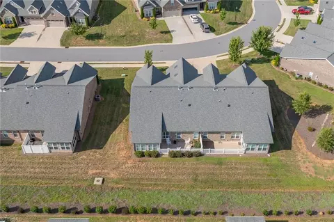 View/Area - 140 Windmill Trl, High Point, NC 27265 photo 4 of 7
