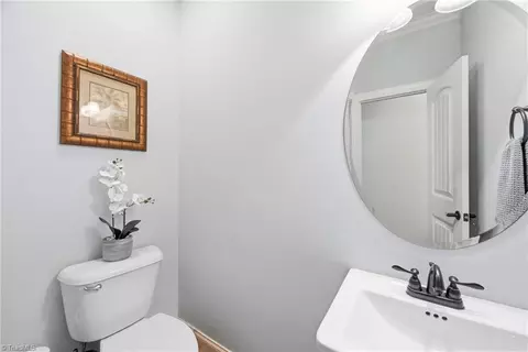 Bath - 122 Idlewild Rd, Advance, NC 27006 photo 4 of 5