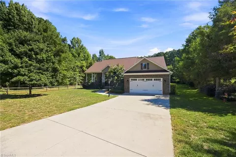 Exterior - 122 Idlewild Rd, Advance, NC 27006 photo 3 of 9