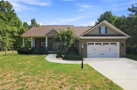 Exterior - 122 Idlewild Rd, Advance, NC 27006 photo 2 of 9