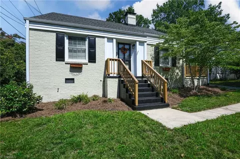 212 Newlyn St W, Greensboro, NC 27408