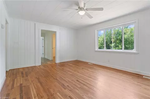 Living - 3760 Meadowbrook Dr, Trinity, NC 27370 photo 2 of 2
