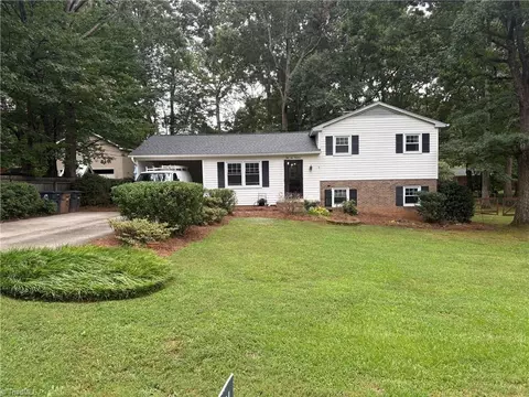 5619 Virgilwood Dr, Greensboro, NC 27409