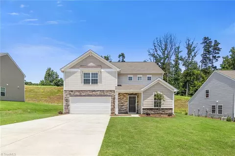 1 Blue Quail Dr, Kernersville, NC 27284
